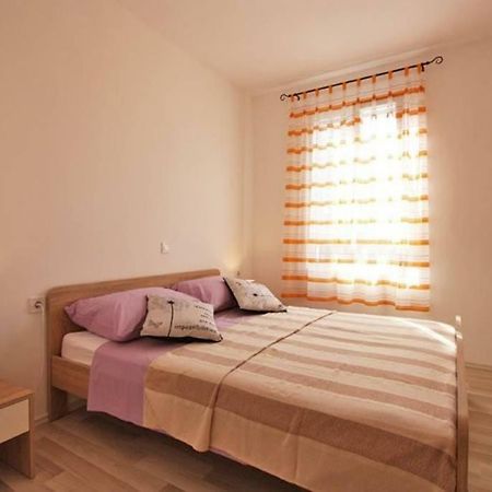 Apartman Simona Фажана Экстерьер фото